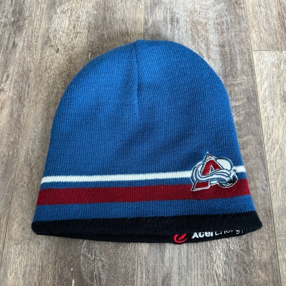 Reversible Colorado Avalanche Hockey Blue and Black Beanie - Picture 1 of 3